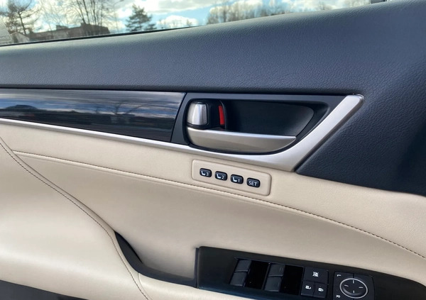 Lexus GS cena 89000 przebieg: 217455, rok produkcji 2014 z Rumia małe 232